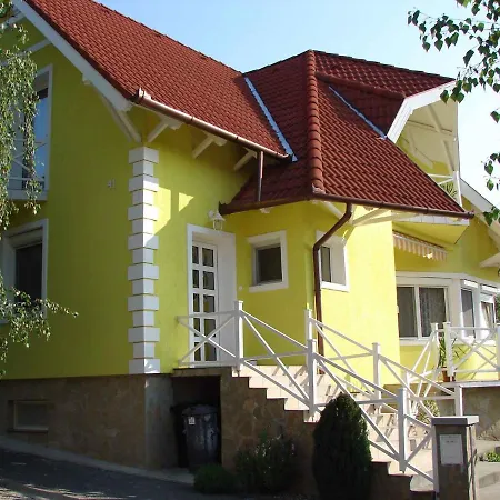 In Fonyod/balaton 18581