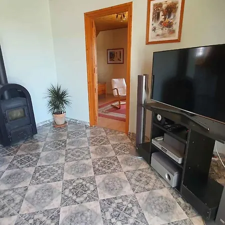 In Fonyod/balaton 18581 Apartment *