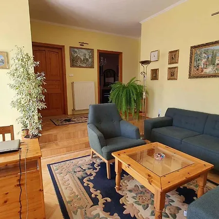 In Fonyod/balaton 18581 Apartment