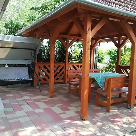 In - Balaton 18581 Appartamento *