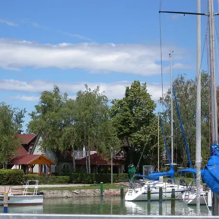아파트 In Fonyod/balaton 18581