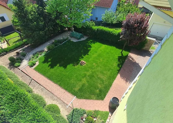 In - Balaton 18581 *