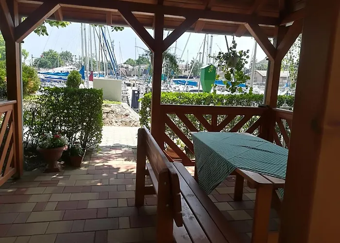 In - Balaton 18581 Appartement