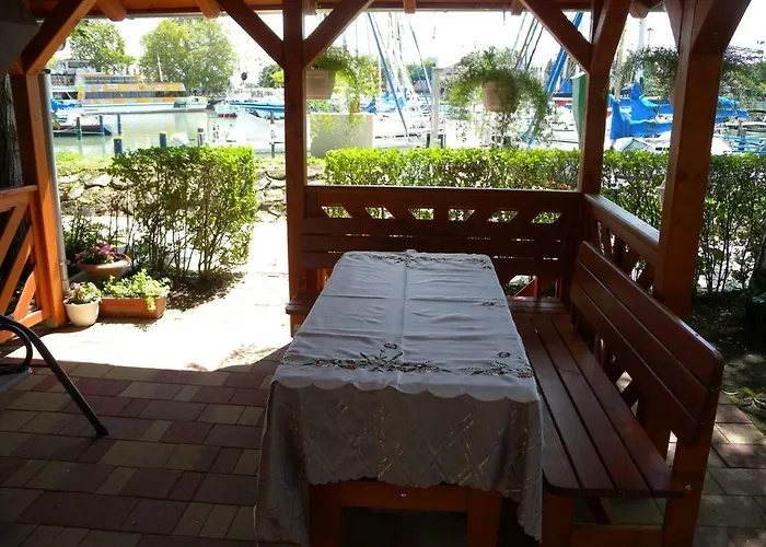 In - Balaton 18581 Appartement Fonyód