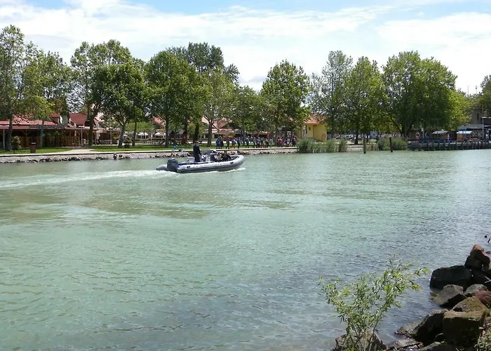 In - Balaton 18581 * Fonyód