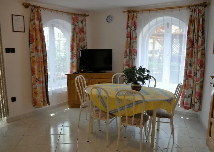 In - Balaton 18581 *